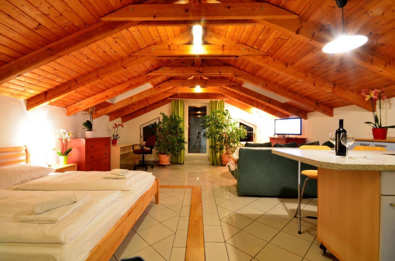 Ajo Lake View Apartment - Self-Check-In Viena Exterior foto